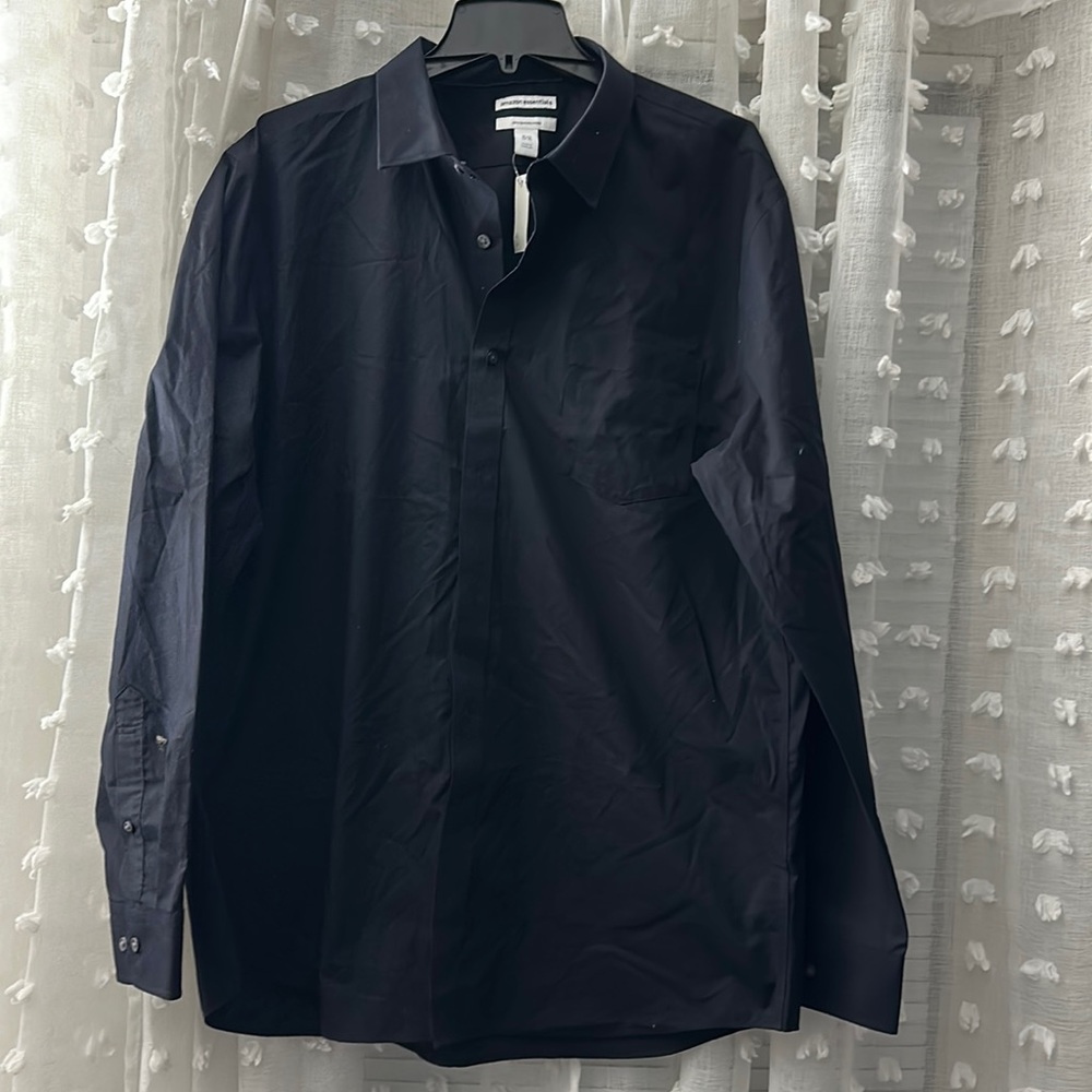Amazon Essentials Men’s Dress Shirt Black